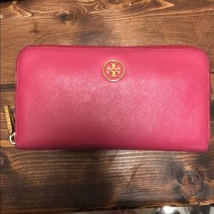 Tory Burch wallet